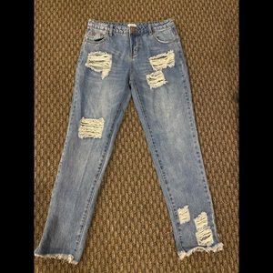Tobi Mid Rise frayed Straight Leg Jeans